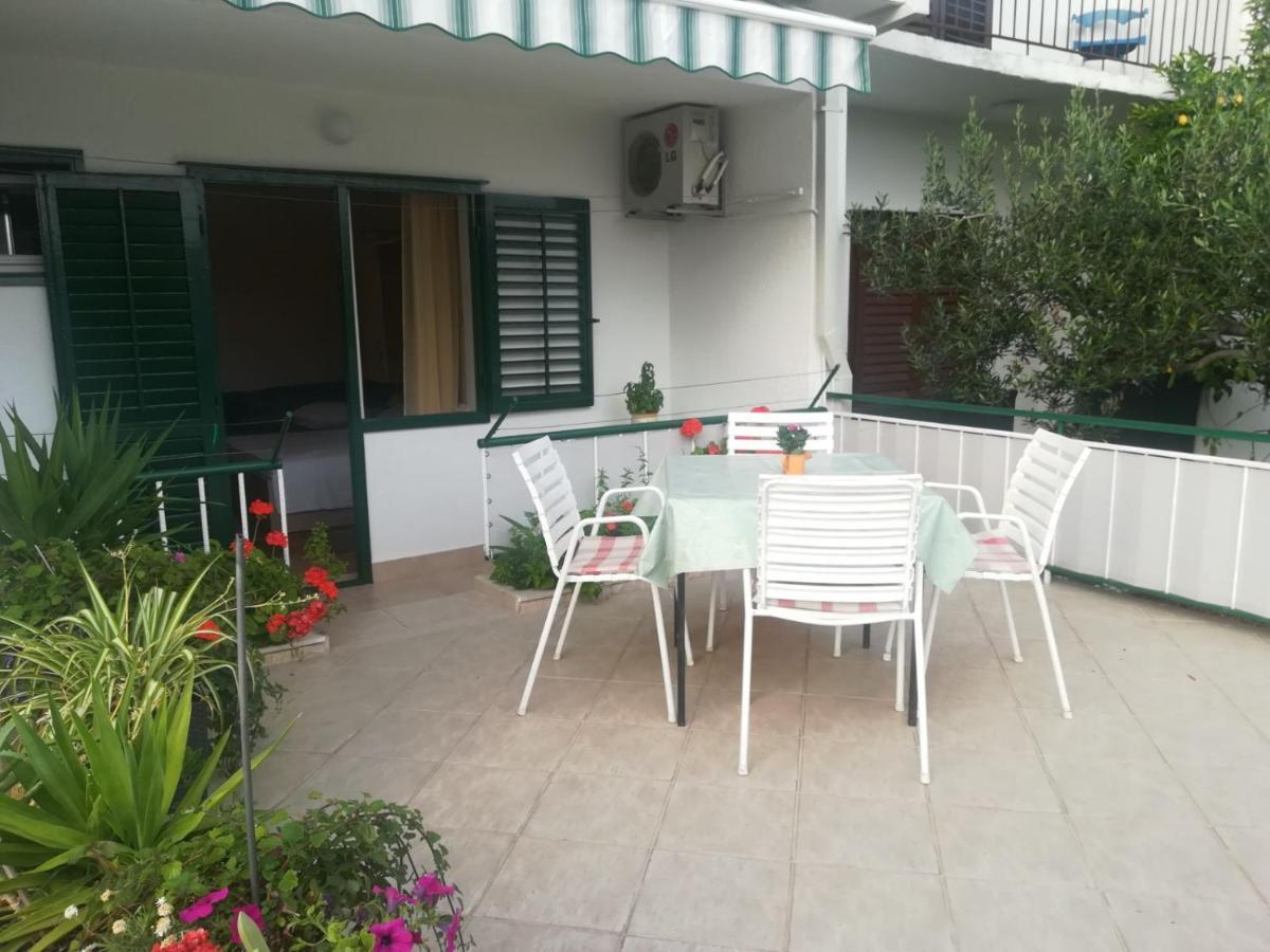 Apartman Dese 2+1 Tučepi Extérieur photo